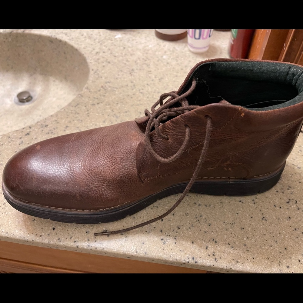 Mens Clarks boots shoe